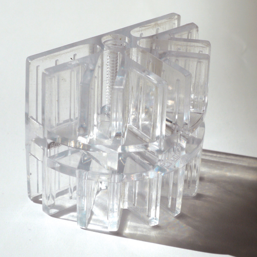 MULTIPLUG ÖSSZEKÖTŐ 180°