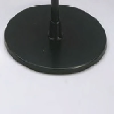 Műanyag talpazat ? 90 mm 7 mm átmérőjű csövekhez. Fém betéttel.