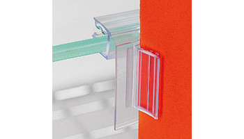 Hinged flag gripper