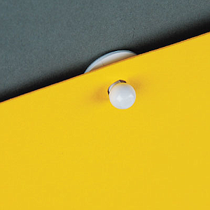 BUTON PLASTIC CU TALPA ADEZIVA ROTUNDA D 20 MM